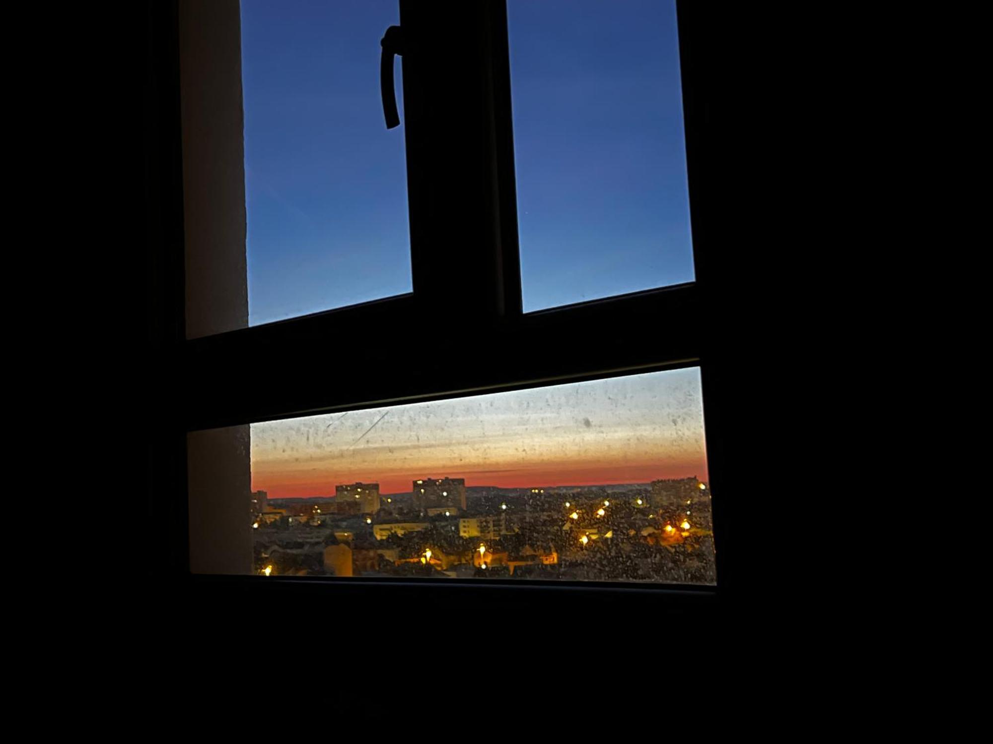 Chambre Artistique En Colocation Entre Disneyland Et Paris Neuilly-sur-Marne Exteriör bild